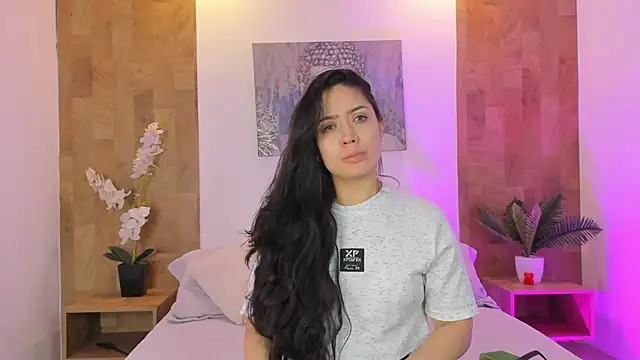isabella winkler online show from 06/22/26, 11:07