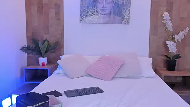 isabella winkler online show from 07/07/26, 10:52