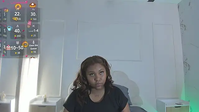 Snapshot of Candaceoweens chatting on 07/21/26, 03:42 Candaceoweens online show from 07/21/26, 03:42