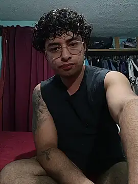 DocPepino online show from 10/30/25, 04:58