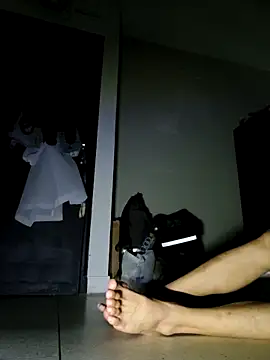 Snapshot of payizzzzzz chatting on 09/19/25, 07:58 payizzzzzz online show from 09/19/25, 07:58