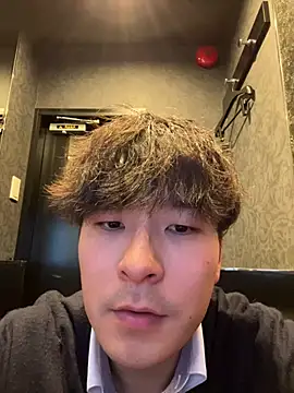 waka3232 online show from 02/24/26, 10:57