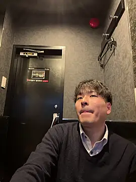 waka3232 online show from 03/24/26, 10:42