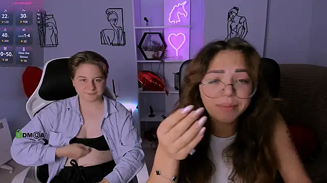 Snapshot of kiki_swan chatting on 10/10/25, 10:14 kiki swan online show from 10/10/25, 10:14