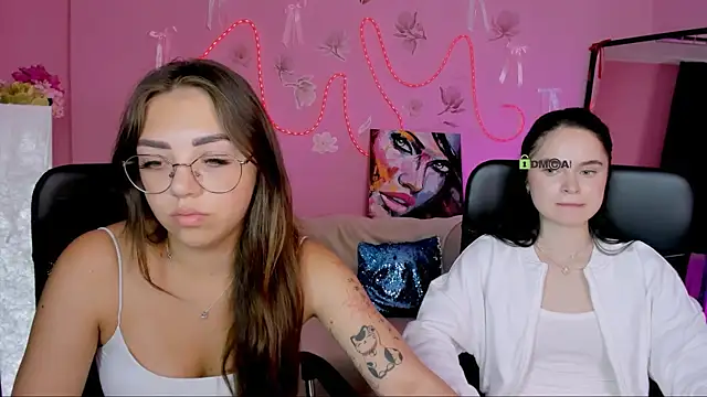 kiki swan online show from 07/12/26, 09:33