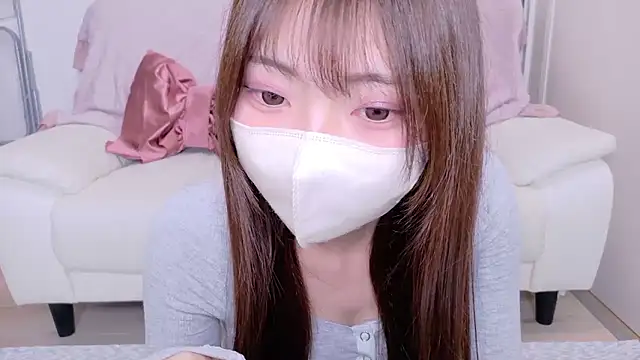 Snapshot of Ran-o0_0o chatting on 04/23/26, 03:41 Ran-o0 0o online show from 04/23/26, 03:41