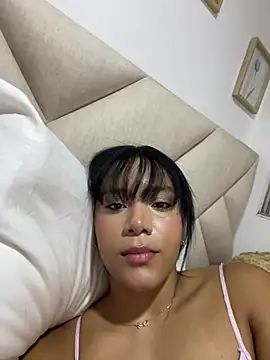 Snapshot of adalinarusell_ chatting on 07/11/26, 11:39 adalinarusell online show from 07/11/26, 11:39