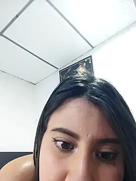 Snapshot of mialorents chatting on 03/16/25, 04:20 mialorents online show from 03/16/25, 04:20