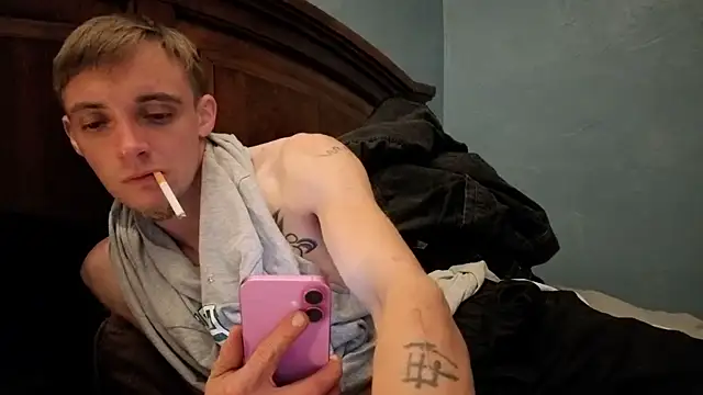 Ilovepussy1911 online show from 03/23/26, 04:38