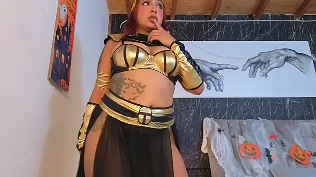 nicelle carson  online show from 10/31/25, 12:39