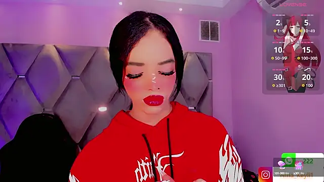 Nina Keyli online show from 10/14/25, 07:58