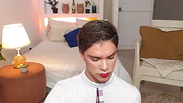 juanes puthee online show from 11/12/25, 12:27