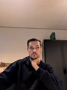 arnoanro online show from 03/04/26, 01:06