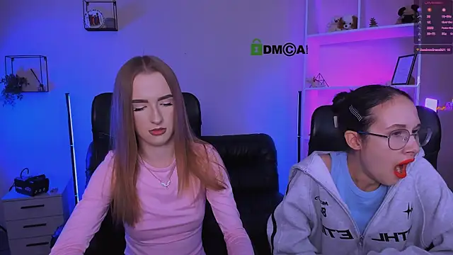 mona cloud online show from 11/06/25, 08:10