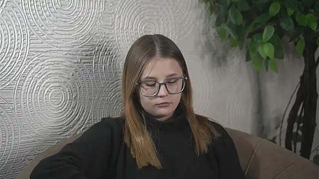 EdytBalle online show from 03/05/25, 03:18