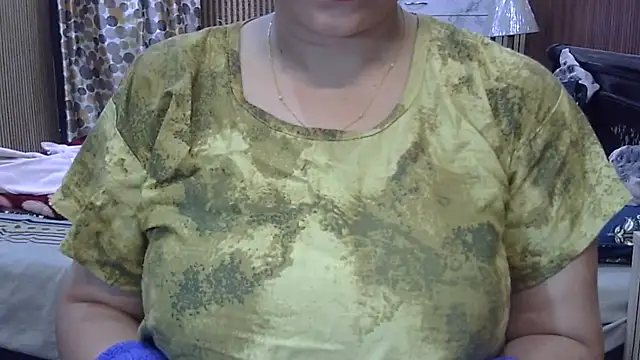 Snapshot of Hot_Anshi120 chatting on 06/25/26, 05:12 Hot Anshi120 online show from 06/25/26, 05:12