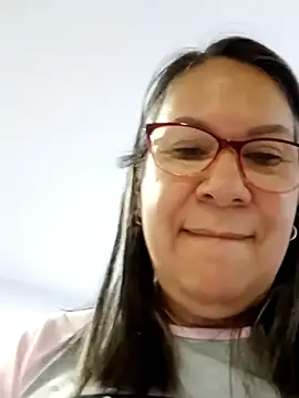 victoria wayne online show from 10/06/25, 10:23