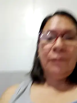 victoria wayne online show from 10/20/25, 10:16