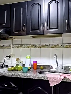 victoria wayne online show from 12/01/25, 09:58