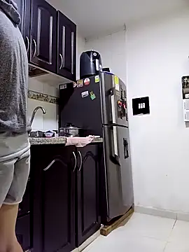 victoria wayne online show from 04/18/26, 09:35