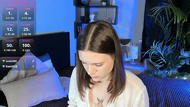 Snapshot of LisaBaillea chatting on 03/10/25, 09:07 LisaBaillea online show from 03/10/25, 09:07