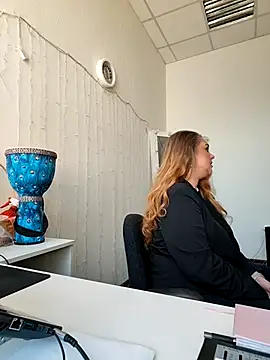 Juicy PeachLux online show from 03/15/26, 07:14