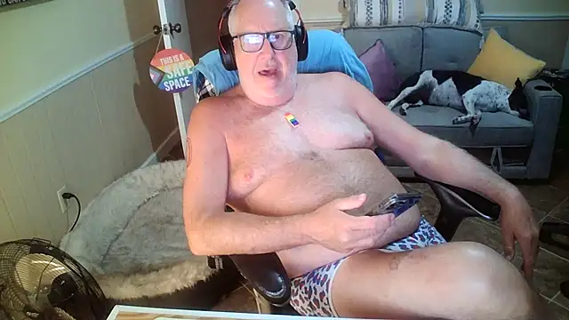 superbearboss online show from 06/26/26, 02:05