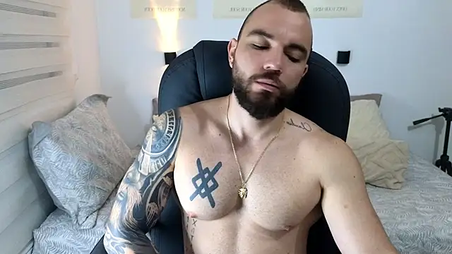 Isaac Carter online show from 09/11/25, 10:37