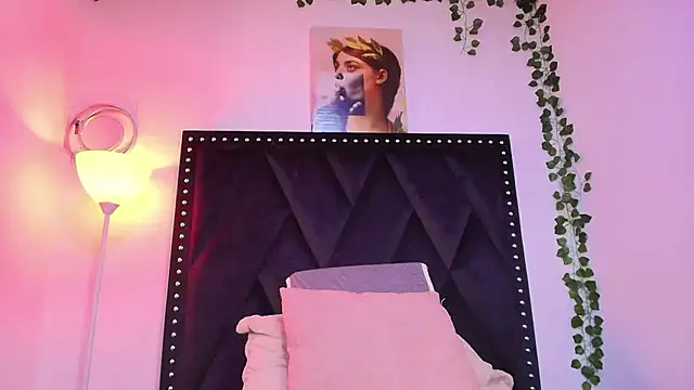 AvaX 777 online show from 09/10/25, 04:23