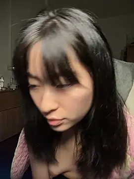 214Jun online show from 11/19/25, 03:45