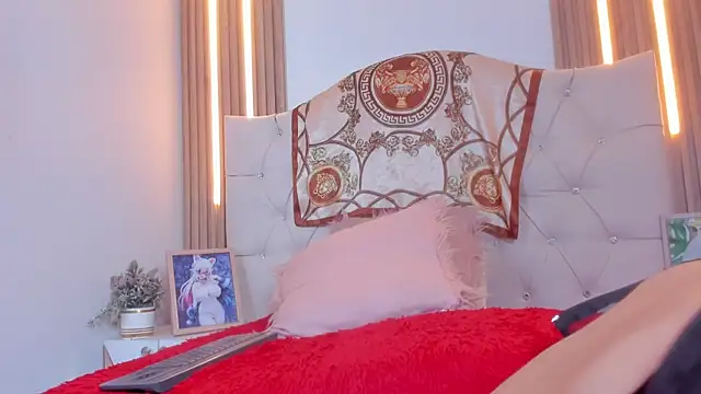 Alexa Bravva online show from 05/17/26, 03:59