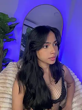  Emily Thompson  online show from 12/20/25, 03:13