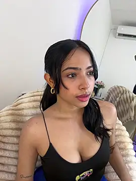  Emily Thompson  online show from 02/28/26, 07:04