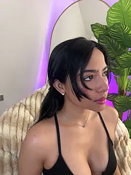  Emily Thompson  online show from 03/06/26, 01:13