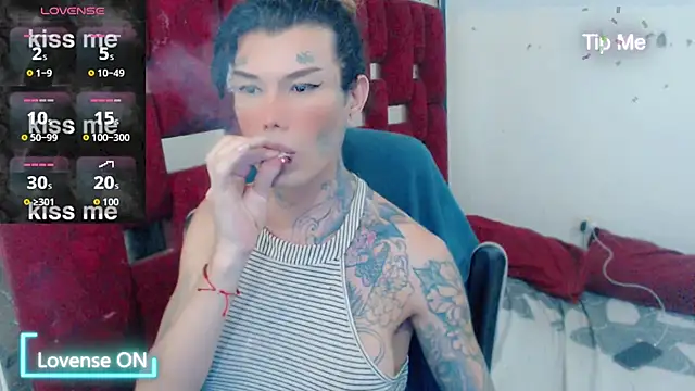 Snapshot of ana_tsxxx chatting on 06/23/26, 02:20 ana tsxxx online show from 06/23/26, 02:20