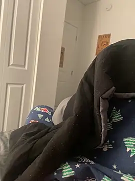 Snapshot of takiyaki28 chatting on 02/25/26, 05:22 takiyaki28 online show from 02/25/26, 05:22