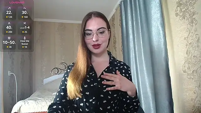 Leila Kissyu online show from 04/26/26, 09:51