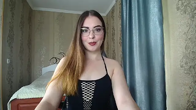 Snapshot of Leila_Kissyu chatting on 05/15/26, 10:11 Leila Kissyu online show from 05/15/26, 10:11