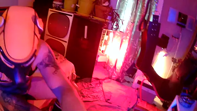 Snapshot of danix_wild_wolf chatting on 01/09/26, 02:36 danix wild wolf online show from 01/09/26, 02:36