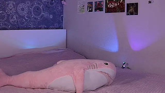 Snapshot of Cute_Cate404 chatting on 05/31/26, 02:42 Cute Cate404 online show from 05/31/26, 02:42