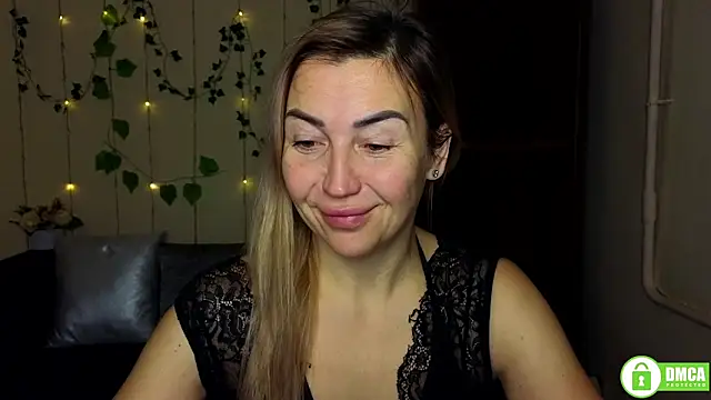 Snapshot of Kiss_julli88I chatting on 01/14/26, 06:24 Kiss julli88I online show from 01/14/26, 06:24