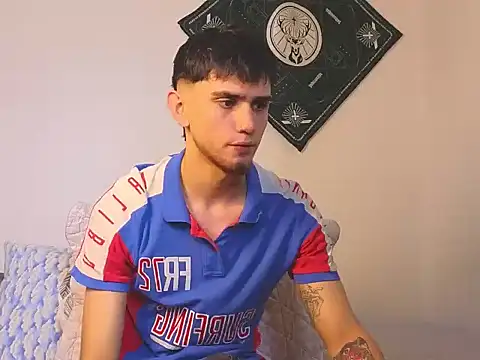 Snapshot of samevansx_ chatting on 12/22/25, 06:05 samevansx online show from 12/22/25, 06:05