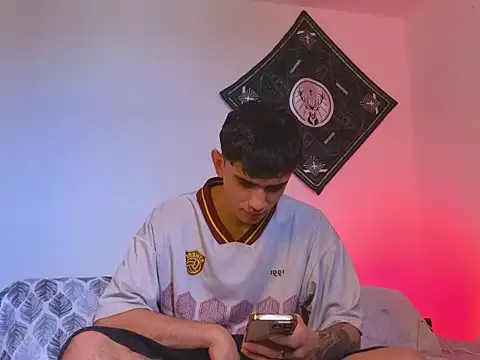 Snapshot of samevansx_ chatting on 01/07/26, 03:58 samevansx online show from 01/07/26, 03:58