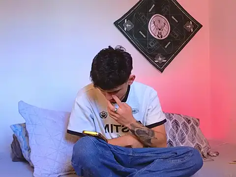 Snapshot of samevansx_ chatting on 01/11/26, 03:39 samevansx online show from 01/11/26, 03:39