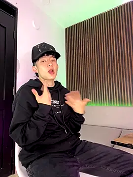 troy rouge online show from 10/13/25, 07:03