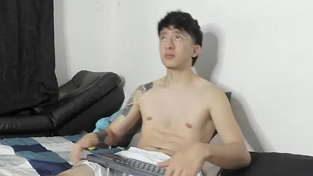 troy rouge online show from 03/04/26, 11:27