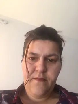 Curvy-Essex-Milf online show from 03/08/25, 02:40