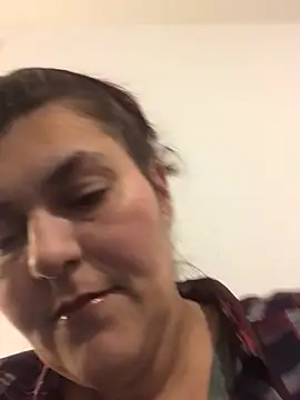 Curvy-Essex-Milf online show from 03/22/25, 06:25