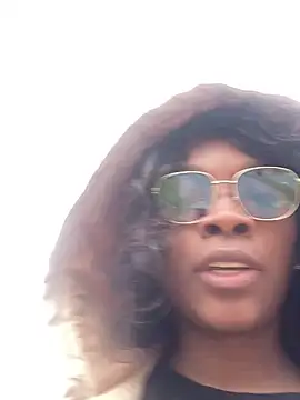 Nahomy gree online show from 03/14/25, 06:39