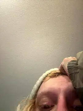 KITTYBOOBOOFUXX online show from 01/12/26, 02:33